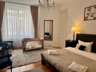 Mid Ultra Central, Self Check In, Intrare Aquapark President - Oradea - 7