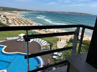 White Sand Lily Beach Apartment - 1