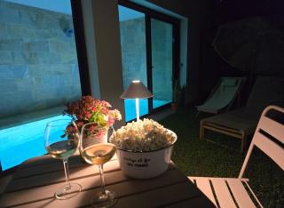 Loft con piscina climatizada de agua salada y parking en el centro de Figueres - Figueres - 8