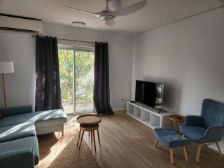 2 bedroom unit in Coconut Grove - - 0