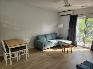 2 bedroom unit in Coconut Grove - - 1