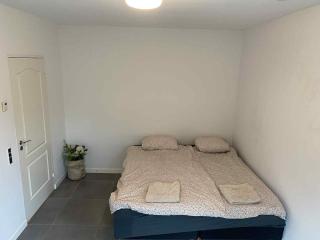 Lovely room near train&airport - Copenhagen - 1