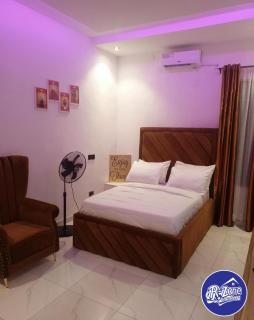 5 Bedrooms and 5 Bathrooms Luxury Duplex With Private Swimming Pool - Lagos - 8