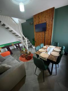 Contractors 3 Bedroom Sleeps 6 Discounts Pool Table WIFI - Leicester - 5