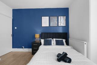 Radford 3 Bedroom and 1 Bathroom House - Nottingham - 9