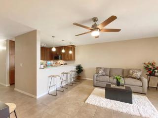 Remodeled, pools and golf - 9