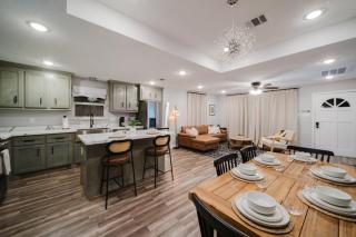 3BR Gated Home Near NRG Downtown Rice MedCenter - Houston - 0