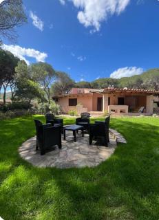 Beachfront Villa- 2BR - Garden- WiFi -AC - Parking - Budoni - 0