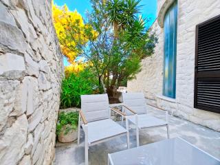 Seastone Villa Alta - Trogir - 1