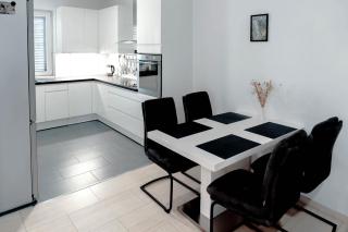 Apartment Bero, Central & free Parking - Murter - 6