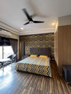 Luxury, Large and Private Appartment - Rawalpindi - 8