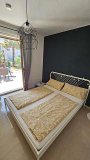 Vacation home with garden - 3