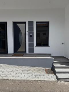 B - Elegent 2 Bedroom Modern Townhouse - Machico - 9