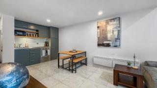 Parnell Escape l Enormous Loft Apartment l Shops - Auckland - 2