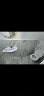 Home in Leeds - Beeston - 3