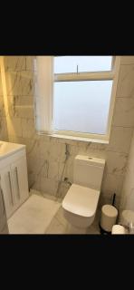 Home in Leeds - Beeston - 1