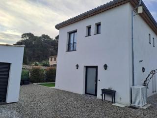 Villa Piscine-Jacuzzi - 9