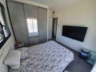 Villa Piscine-Jacuzzi - Villeneuve-Loubet - 1