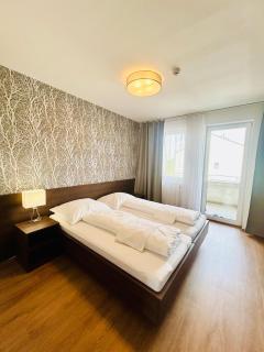 Villa many separate rooms with Free Parking Praha 4 libuš - Prag - 7