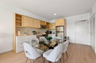 Emerald Ridge - Luxe Hollywood Walk of Fame - Los Angeles - 1