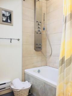West Coast Luxury Living - Vancouver - 8
