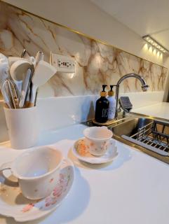 Charming Comfort 1BR at Air Residences Makati with wifi & netflix - Manila - 6