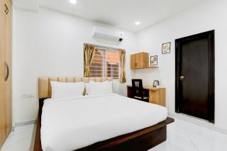 Palette Chanda Nagar Near GSM Mall - Haiderabad - 1