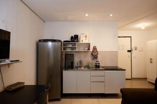 10 near Skema School 500mts, full kitchen, garage, next to Savassi - Belo Horizonte - 8