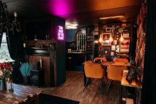 The Velvet Hideaway - Burnham on Sea - 0