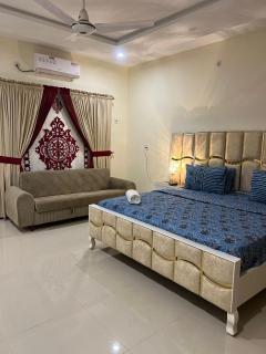 Sky View Palace guest house - Islamabad - 3
