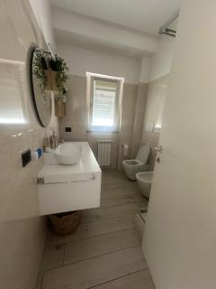 Imperial Suite near the sea - private parking - 6