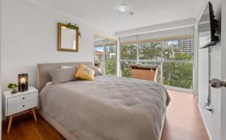Beachside Apartments - Gold Coast - 1