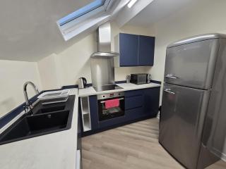 Light-Up Properties - Bristol - 1