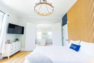 Jennifer's Spa-Like Modern & Chic Broadway Retreat - Providence - 0