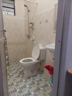 GGGO RESIDENCES, Studio 102, QUEEN - - 1