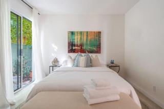 Malibu Villa with Beach Access and Ocean View - Malibu - 1
