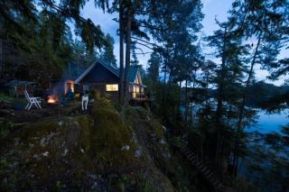 Sea Chalet - Oceanfront Cabin - - 4