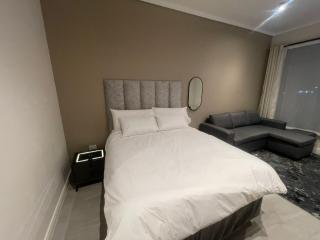 The Capital Trilogy Menlyn Maine Apartment - Pretoria - 1