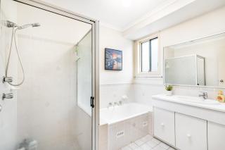 StayAU Cozy 3BR Suburban Retreat in Ingleburn - Ingleburn - 4