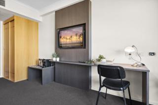 Bright Studio with Pool Access in Parramatta - Sydney - 9