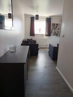 Stylish spacious 2 bed Apt Balcony Nr City Stadium - 5