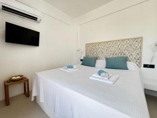 Gorgeous Villa with Sea View - Molos Parou - 6