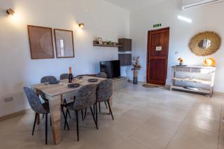 Sunset Haven at Ferdinand's Grove Farmhouse with Private Pool - Siġġiewi - 8