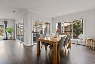 StayAU Contemporary 5BRM Families Home Point Cook - Point Cook - 7