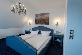 City Hotel - 1