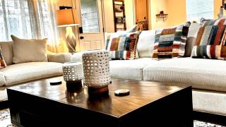 Stylish 4BR Retreat in Cypress - King Bed -Fireplace -Outdoor Patio - TVs in 4 Rooms - Hot Wells - 0