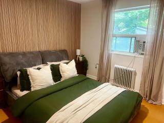 Cozy Upper Beaches Apartment - Toronto - 4