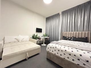 Premium Studio Near the Airport - Sharjah - 9