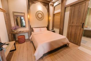 3BR , Train View, Jacuzzi, Sauna, Prime Location - Hanoi - 3