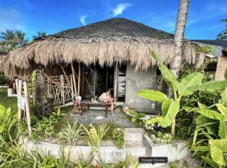 ShakaBrah Beachfront Surf Skate Hostel - General Luna - 8